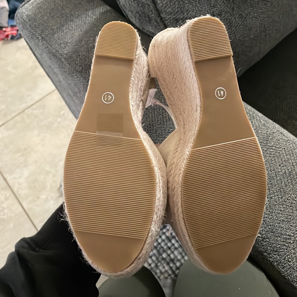 Wedges - Picture 3 of 3
